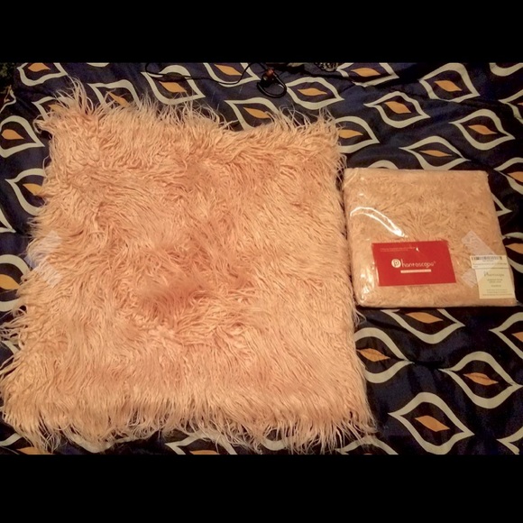 1 Phantoscope Faux Fur Throw Pillow Cover - Picture 5 of 5
